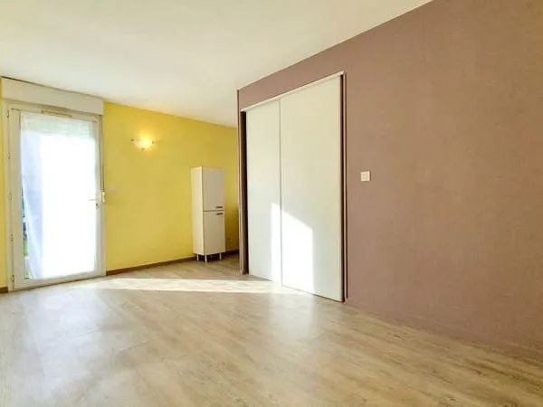 STUDIO RD PT DE RENNES