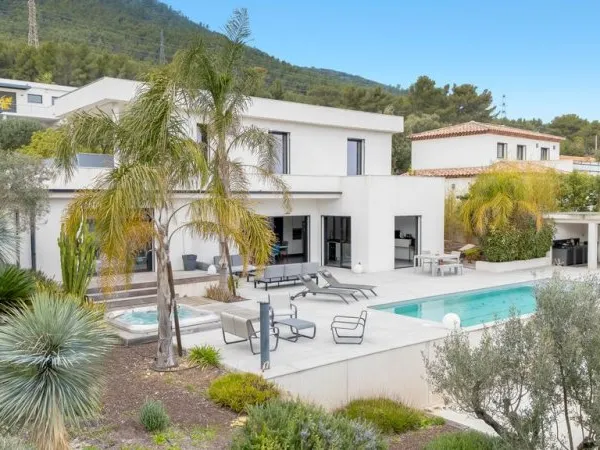 Villa 6 pièces 171 m²