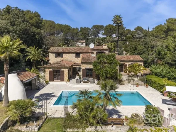 Charmante Bastide Provençale avec Dépendance