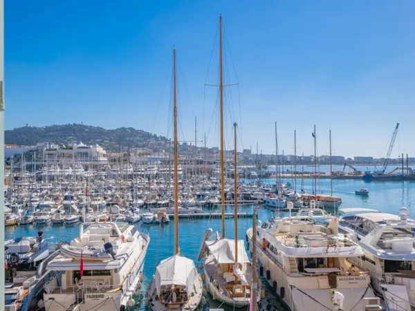 CANNES VIEUX PORT - CHARMANT APPARTEMENT VUE MER - 1 CHAMBRE