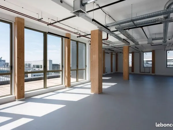 Location Bureau de 144m² - Saint-Denis-Pleyel