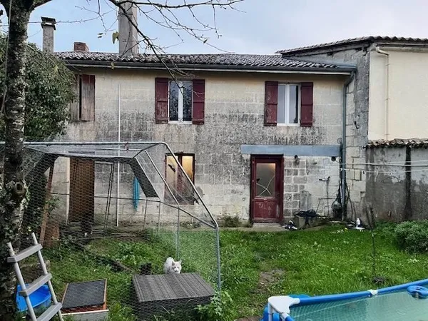 Montlieu-la-Garde, Maison de ville, env. 195m²