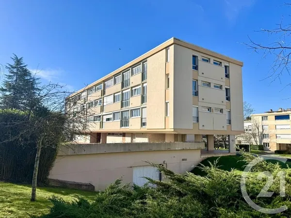 Studio 1 pièce 34 m²