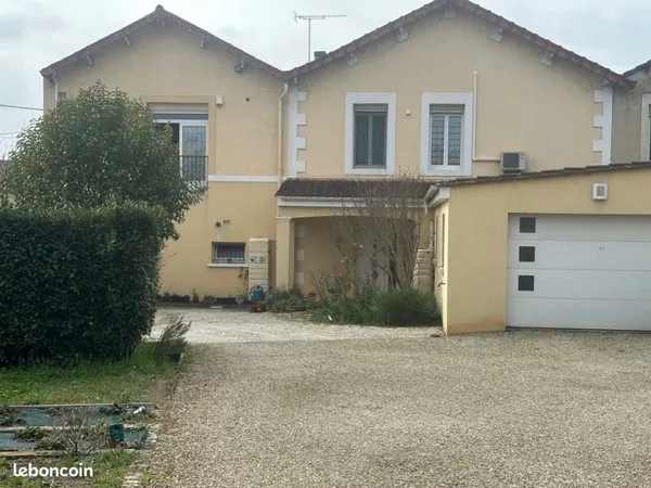 Immeuble de rapport 210 m²