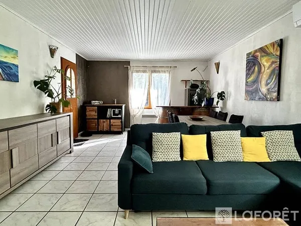 Maison de plain-pied 5 pièces 134 m²