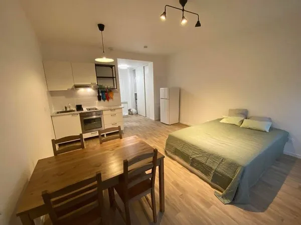 Studio 1 pièce 30 m²