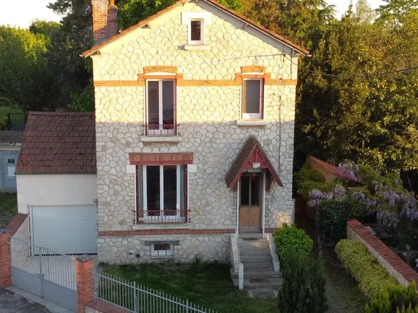 Maison de charme - Jardin 800 m² - Quartier recherché Viroy