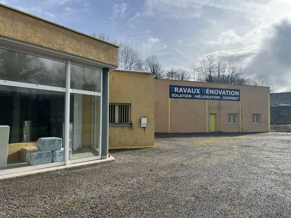 Locaux d'activité neufs de 77 m2 à louer à Rives Proche Voiron