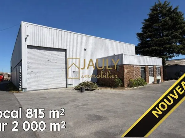 Local industriel 815 m² env. / 2 000 m² - LOUÉ