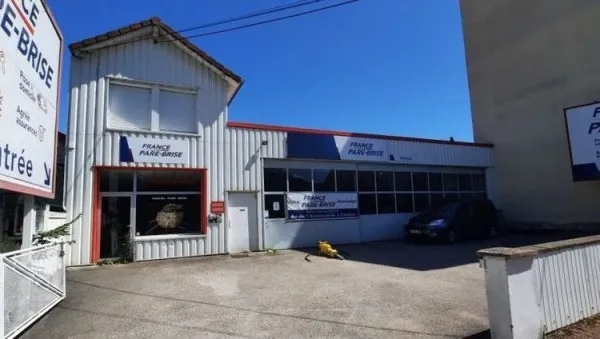 A VENDRE - Ensemble immobilier - Centre ville