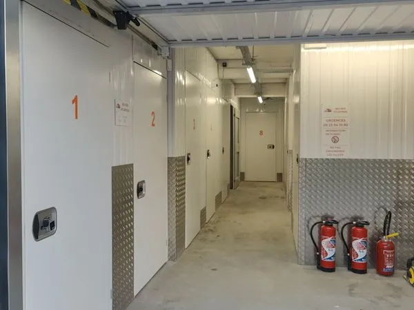 Box de stockage 4m² - Garde-meubles - Local - Garage - NIORT