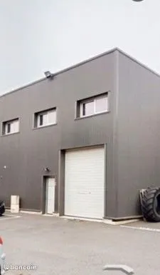 LOCAL D'ACTIVITÉS 200 m² - Z.A. BEL AIR LA FORÊT - GAZERAN RARE SUR LE MARCHE BAISSE DE PRIX
