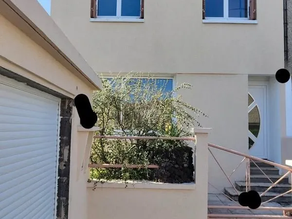250 000 Maison - 4 pièces 75 m2