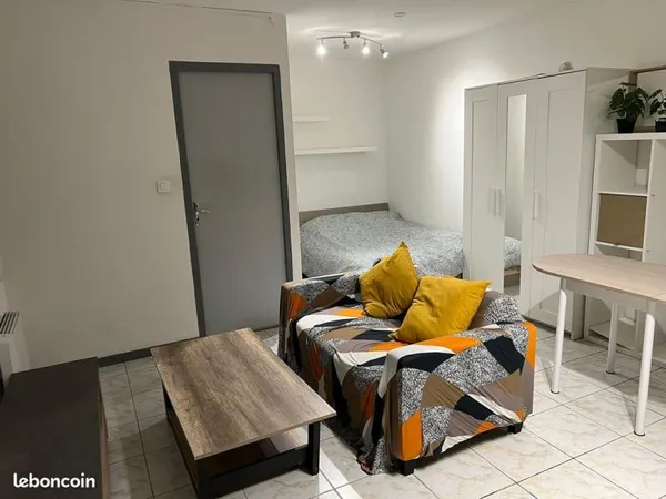 Grand studio de meuble pret a vivre