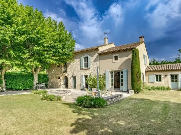 Maison 5 pièces 277 m²