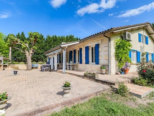 Maison 7 pièces 198 m²