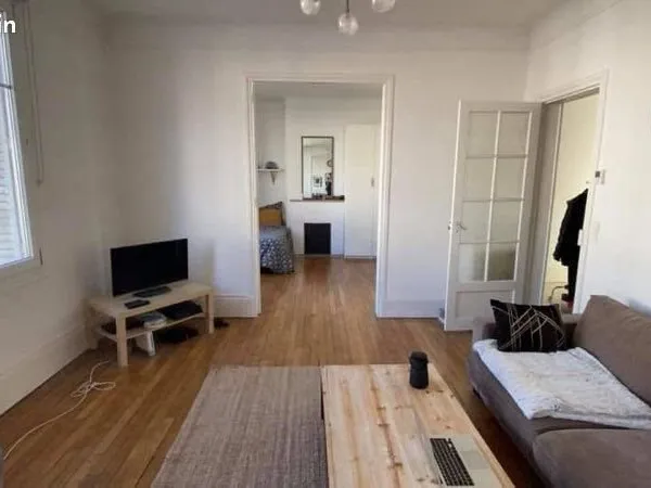 Location appartement meublé longue durée Reims Aristide Briand