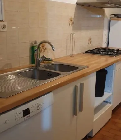 CHARMANT F3 DE 70M² AVEC BALCON