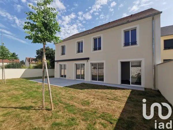 Maison 9 pièces 225 m²