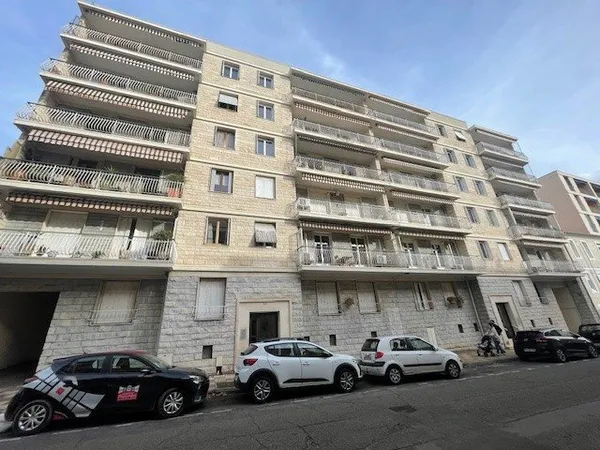 Appartement P3 avec balcon, garage et ascenseur À visiter