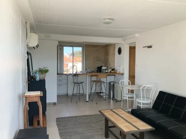 TYPE 4 AVEC BALCON RES. LE PARC DES CHARTREUX / SAINT JUST