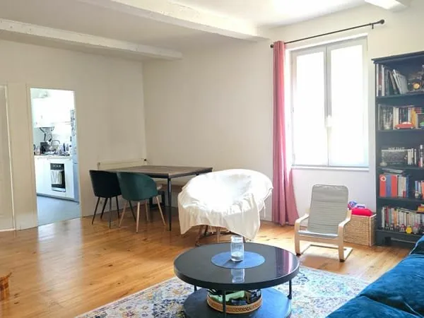 Immeuble - 4 appartements - Investissement