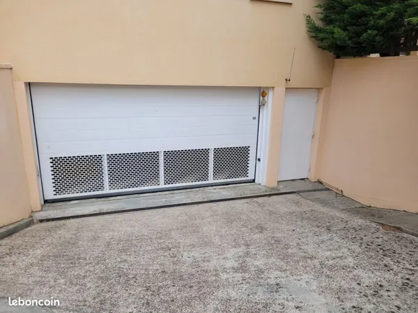 Stationnement Vente Ouistreham   26000€