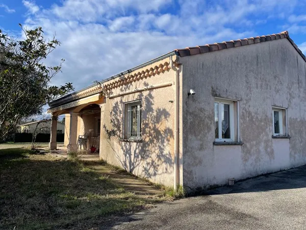 Villa Montboucher Sur Jabron 5 pièces 154 M²