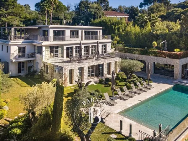 CANNES CALIFORNIE - ELEGANTE VILLA CONTEMPORAINE - 7 CHAMBRES