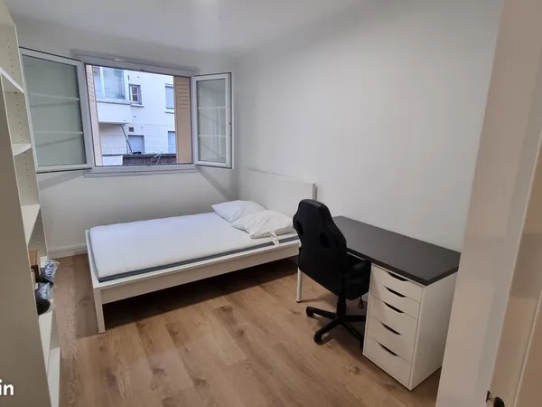 Chambre lumineuse en colocation - Montpellier centre - 450 CC