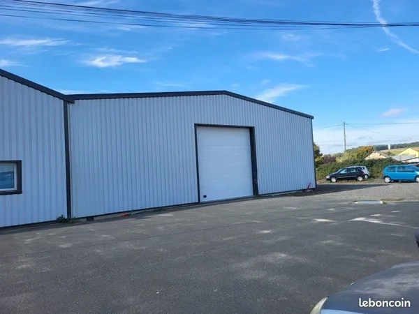 Local commercial 337m2 sur Route N10