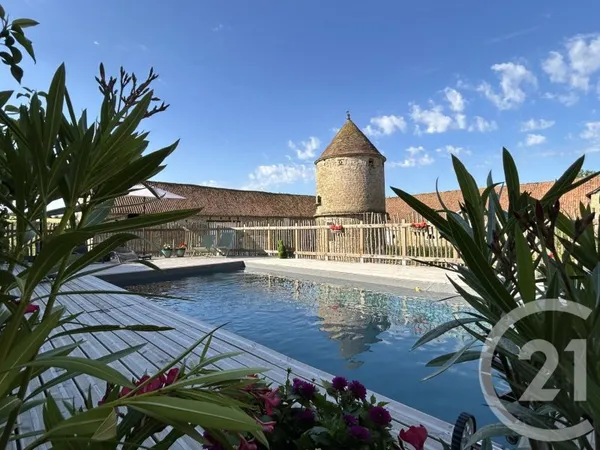 Maison 12 pièces 468 m²
