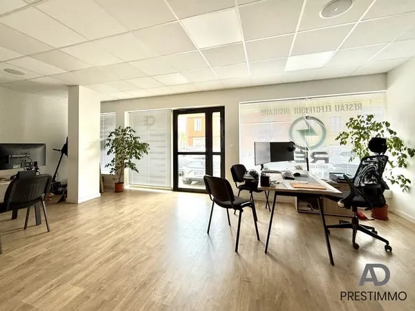 Bureaux 2 pièces 110 m²