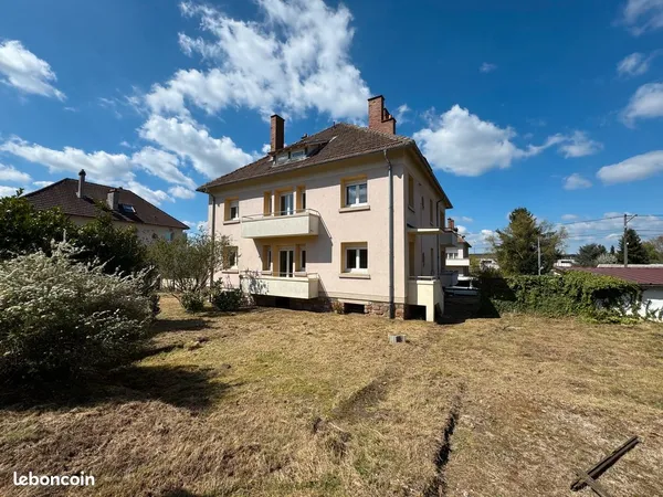 Immeuble 10 pièces 240 m²