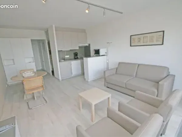 Appartement Location Marseille 1p 26m² 590€