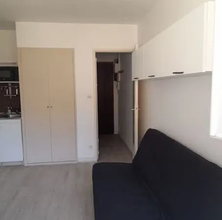 Studio 1 pièce 17 m²
