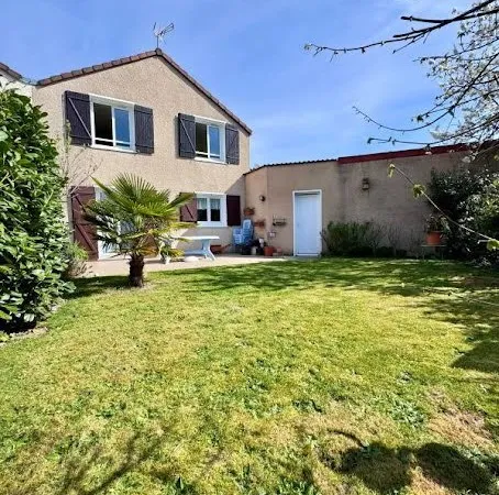 Maison 4 pièces 85 m²