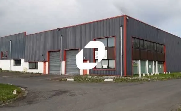 Local d'activité 276 m²