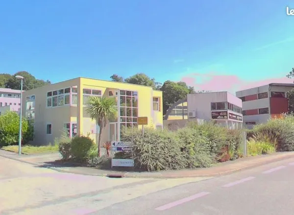 Bureaux 183 m² Quimper
