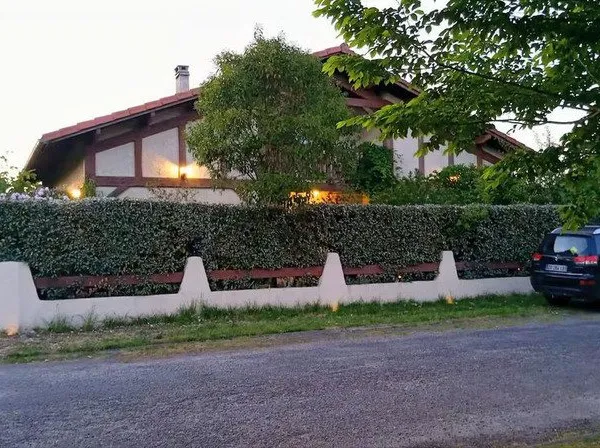 Maison Landaise familiale - 208 m2 - 6 chambres - Piscine - Bias ( 40 )
