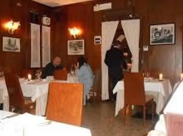 Café restaurant 1 pièce 80 m²