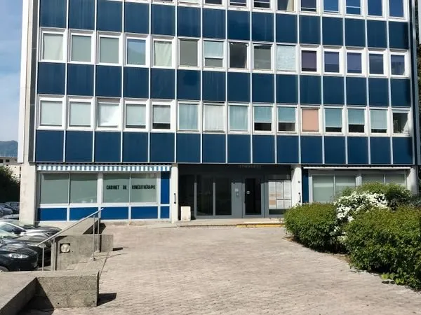 Bureau et espace de travail Vente Cluses  211m² 253000€