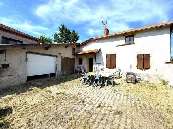 Maison 6 pièces 140 m²