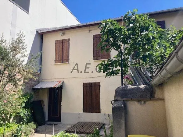 Maison 6 pièces 120 m²