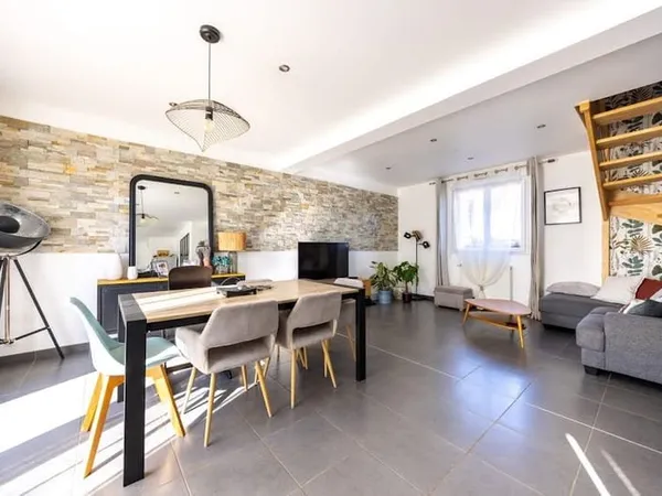 Villa 5 pièces 106 m²