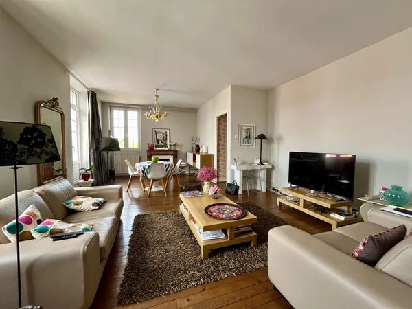 Hendaye centre-ville Appartement de caractère 134 m2