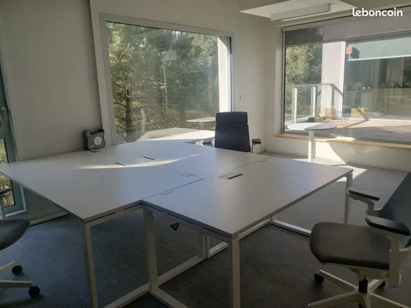 Bureaux professionnels équipés à louer — Belz (56)