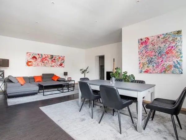 Maison 12 pièces 285 m²