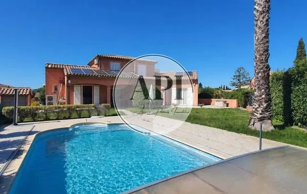 Villa 6 pièces 133 m²