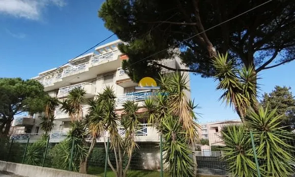 FREJUS PLAGE T3 AVEC GARAGE
